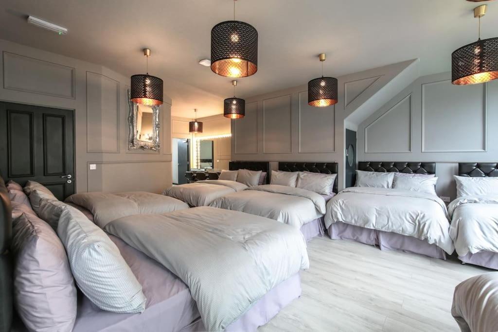 Manhattan Suite - Sleeps 24! Heart Of Ливерпуль Экстерьер фото